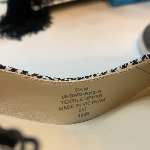 Marc Fisher MF Darren Houndstooth Heels 5.5M - Picture 5 of 6